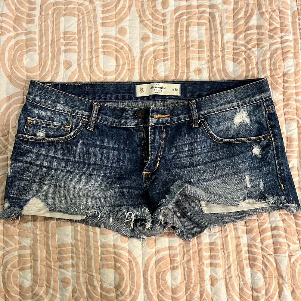 Abercrombie & Fitch Cutoffs